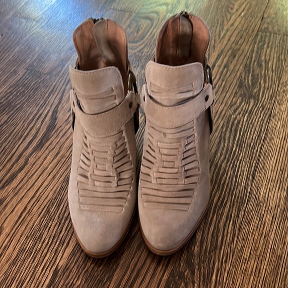 Seychelles Suede Booties - Picture 3 of 7